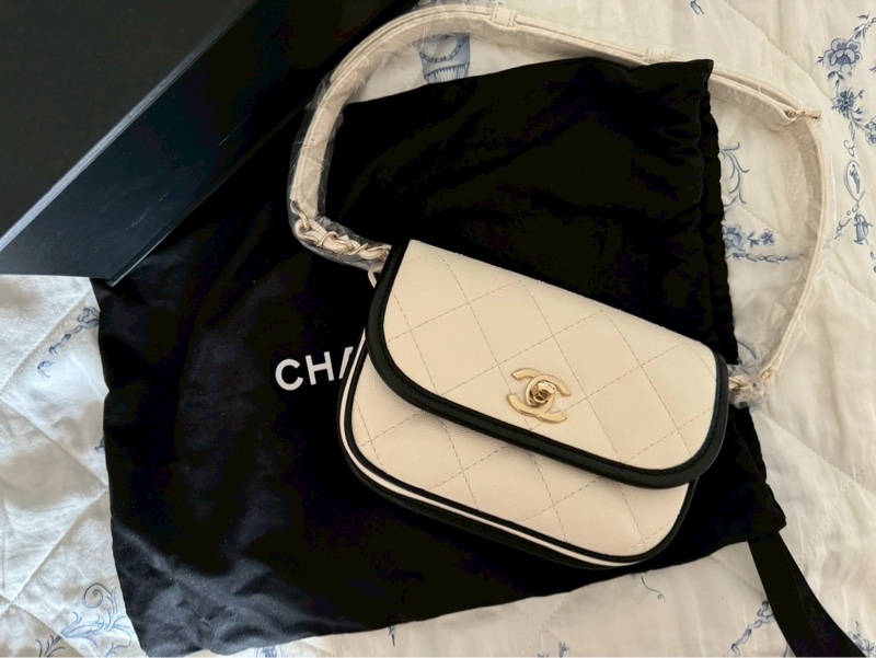 Chanel 香奈兒 熊猫配色 郵差包 馬鞍包 mini-0