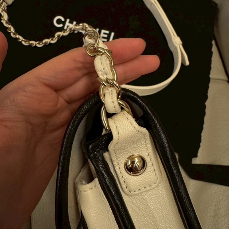 Chanel 香奈兒 熊猫配色 郵差包 馬鞍包 mini-7