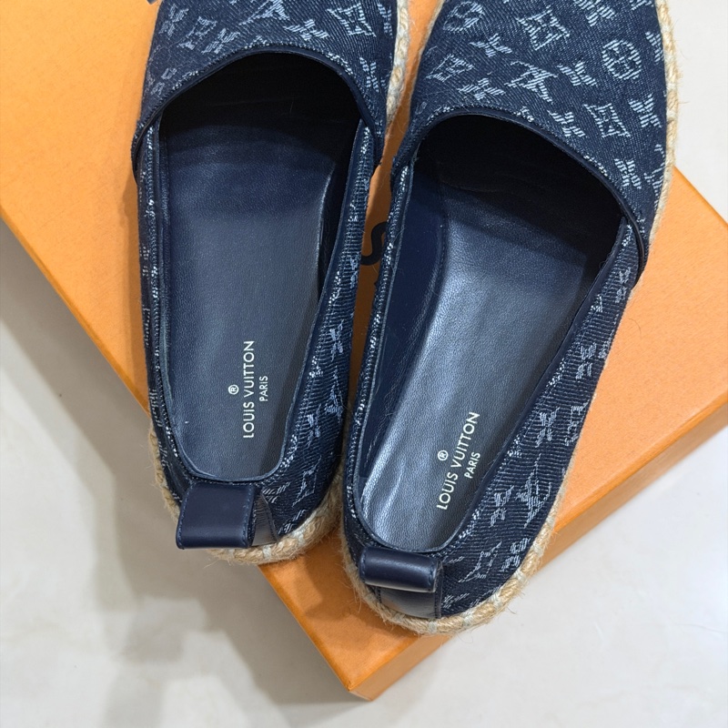 914intheair精品代購『只穿一次閒置』Lv Louis Vuitton 路易威登 單寧牛仔深藍漁夫鞋 草編鞋 38-9