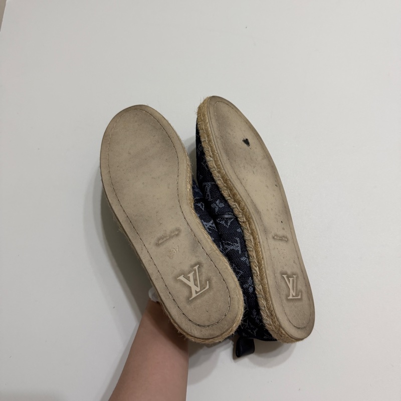 914intheair精品代購『只穿一次閒置』Lv Louis Vuitton 路易威登 單寧牛仔深藍漁夫鞋 草編鞋 38-21