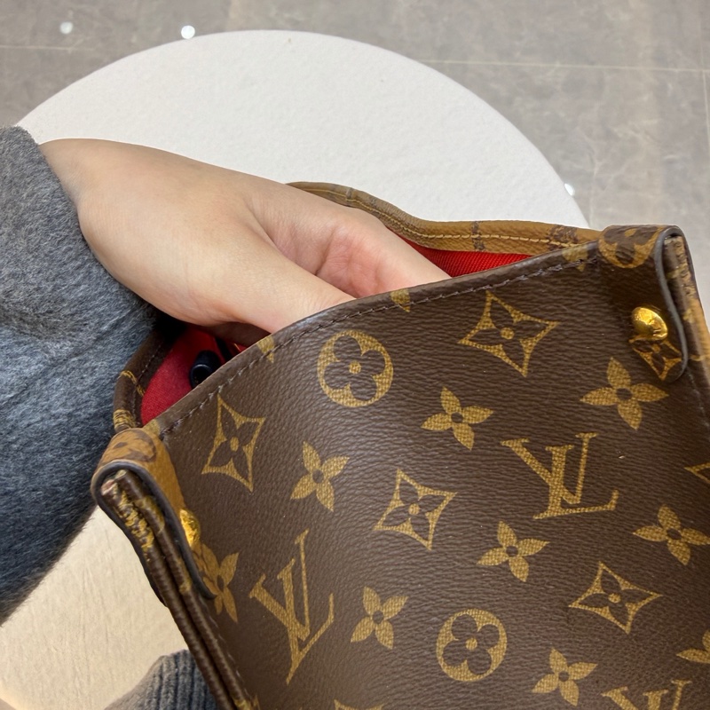 全新全配🈶購證❤️ lv #老花 #onthego #MM #中號-16
