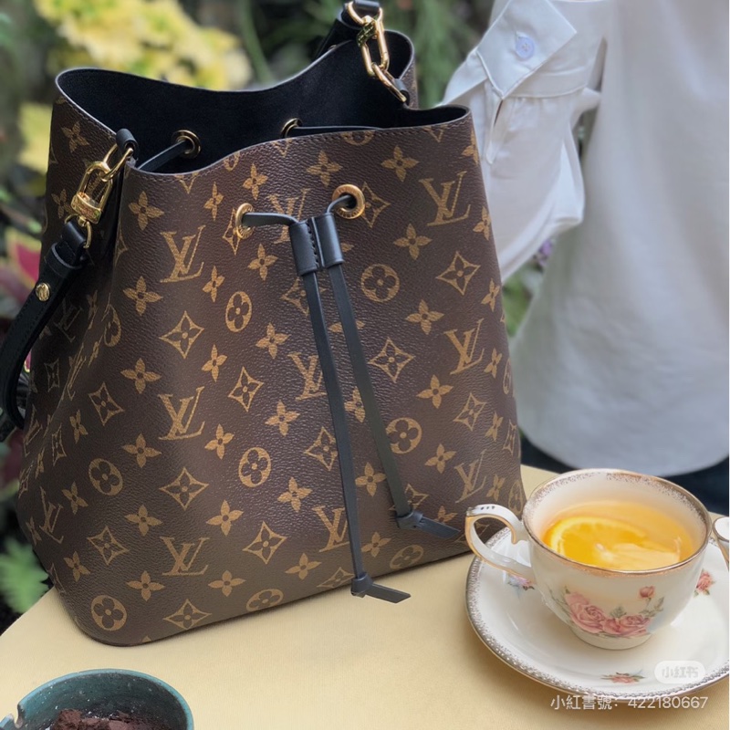 全新全配🈶購證❤️ lv #黑色拼老花 #水桶包 #NeoNoe #MM-1