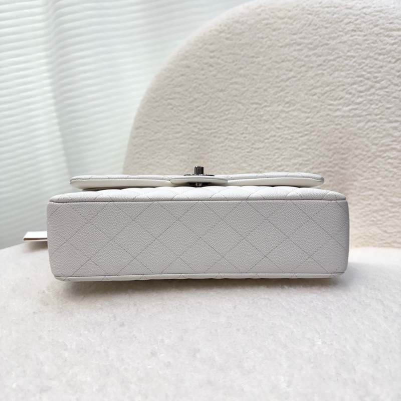 香奈兒CF25 CHANEL白色牛皮銀釦Classic Flap 25公分雙蓋口蓋包A01112 絕美現貨仙女包 🤍-14