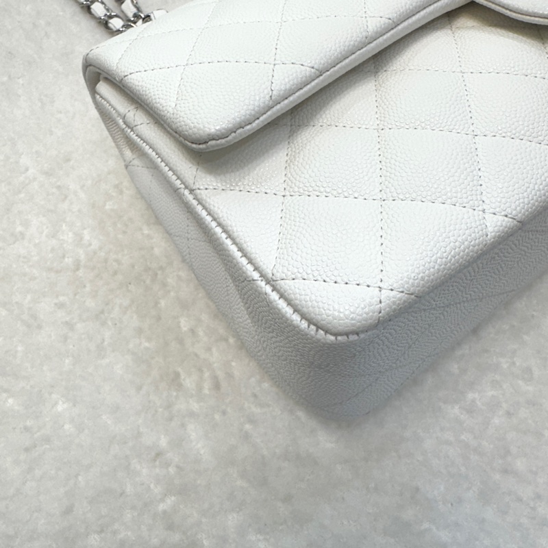 香奈兒CF25 CHANEL白色牛皮銀釦Classic Flap 25公分雙蓋口蓋包A01112 絕美現貨仙女包 🤍-22