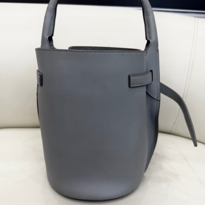 全新🈶購證❤️ celine #水桶包 #錫器灰色 #nano bigbag #bucket-6