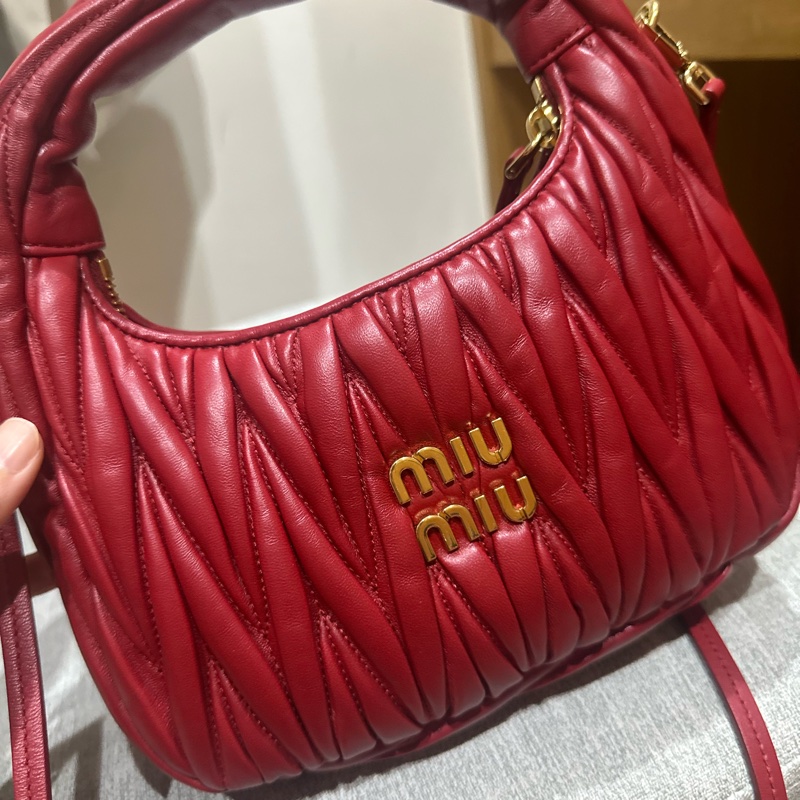 miumiu mini 側背包-6