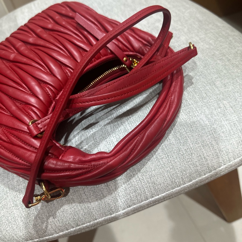 miumiu mini 側背包-15