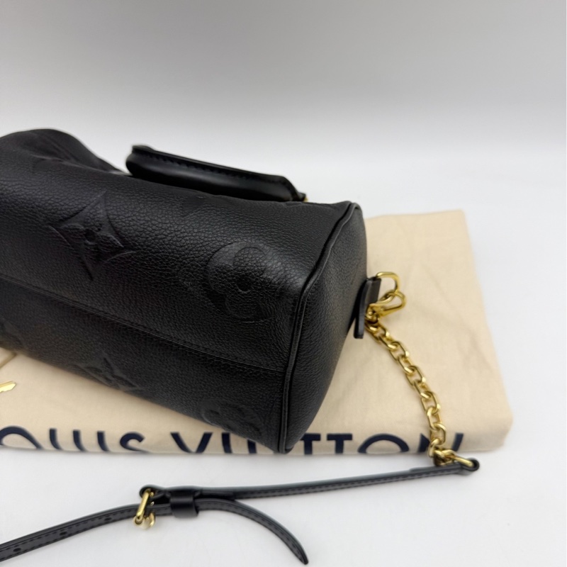 大全配🈶購證❤️晶片款❤️#lv #黑色 #speedy20 #全皮 #枕頭包-12