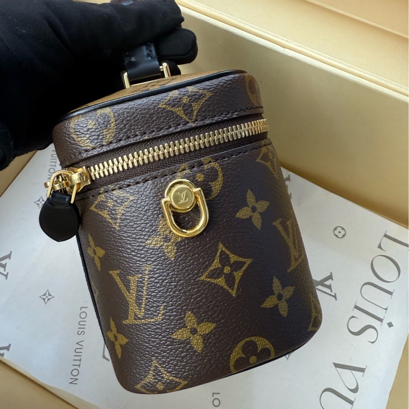 全新全配❤️晶片🉑斜背❤️ lv #老花 #新款 #化妝盒 #vanity-8