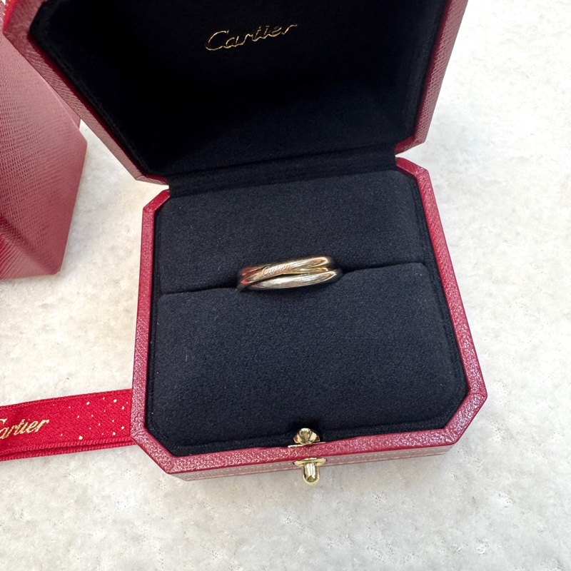卡地亞Cartier 18K三色金Trinity小型款三環戒指CRB4235159 經典永恆現貨 💍-6
