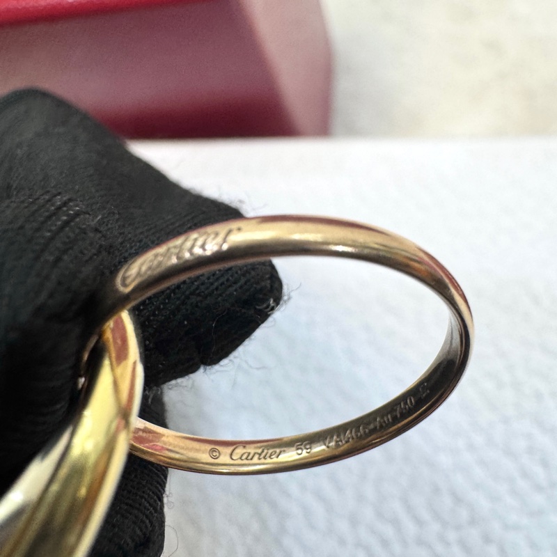 卡地亞Cartier 18K三色金Trinity小型款三環戒指CRB4235159 經典永恆現貨 💍-9