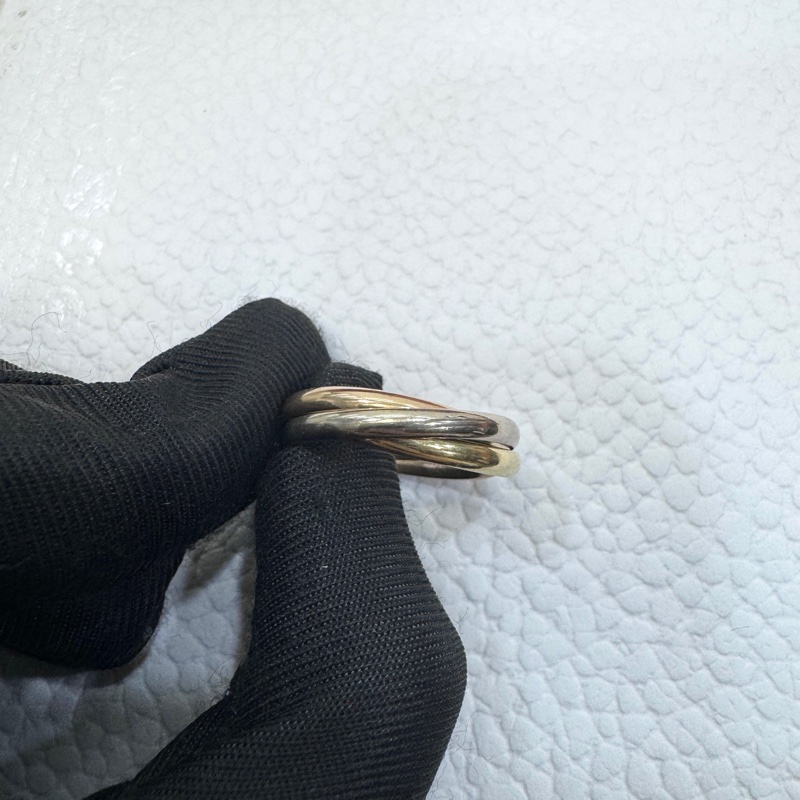 卡地亞Cartier 18K三色金Trinity小型款三環戒指CRB4235159 經典永恆現貨 💍-17