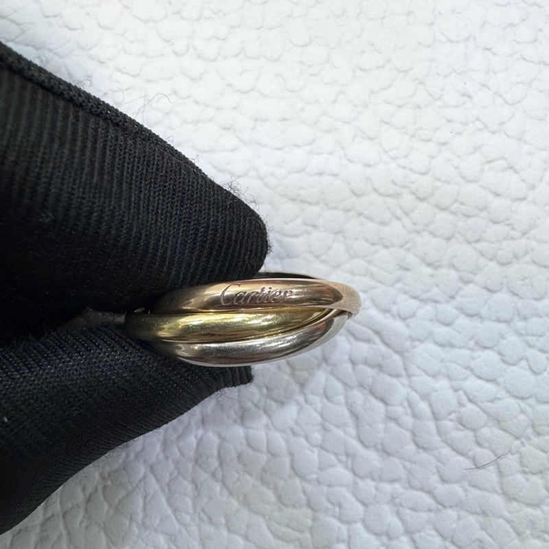 卡地亞Cartier 18K三色金Trinity小型款三環戒指CRB4235155 經典永恆現貨 💍-9