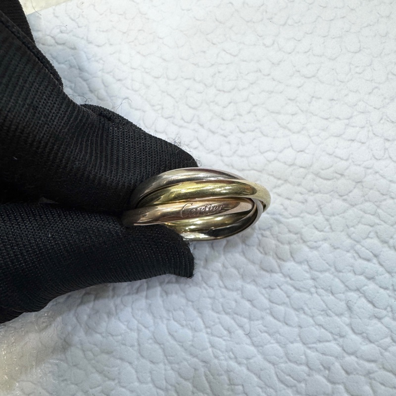 卡地亞Cartier 18K三色金Trinity小型款三環戒指CRB4235155 經典永恆現貨 💍-11