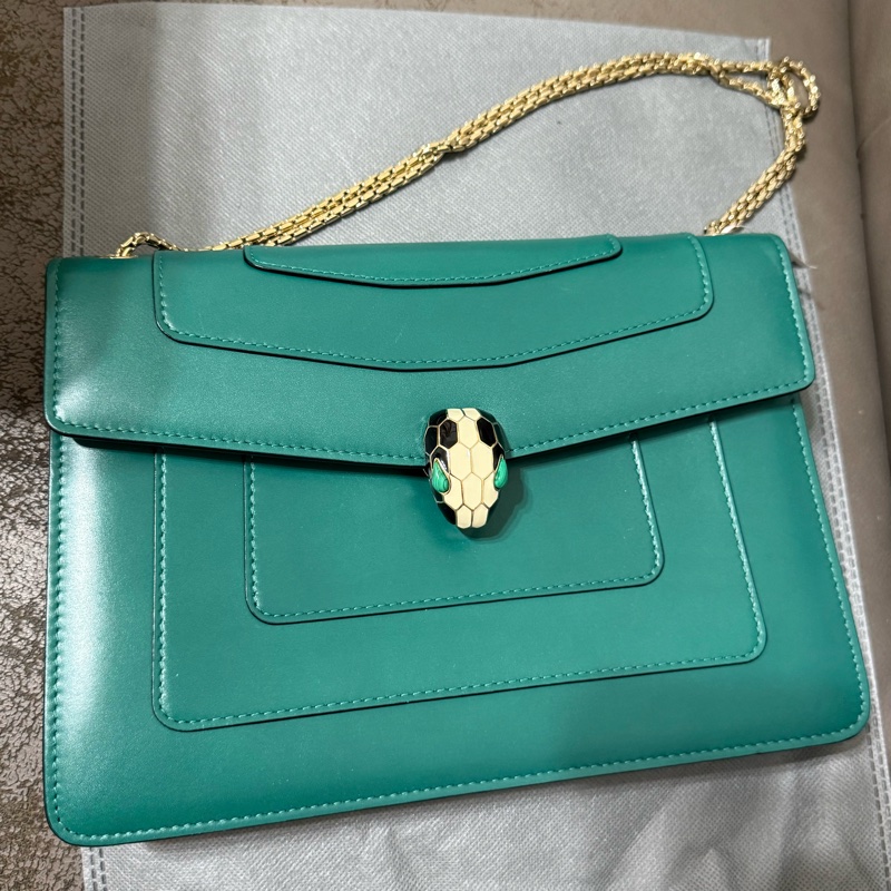 Bvlgari Serpenti Forever 蛇頭包中型牛皮純色蛇頭單肩包-2