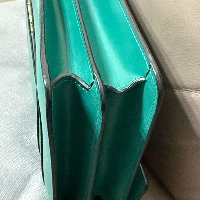 Bvlgari Serpenti Forever 蛇頭包中型牛皮純色蛇頭單肩包-8