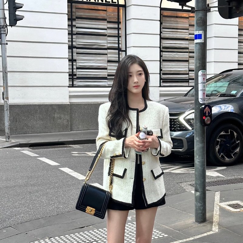 CHANEL 黑金光面牛皮Leboy肩背斜背包18*15*7 98新配件塵袋-0