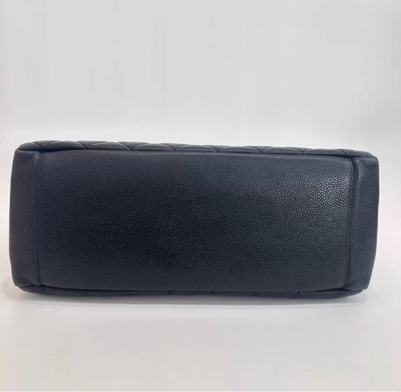 Chanel GST黑金荔枝纹牛皮托特包-4