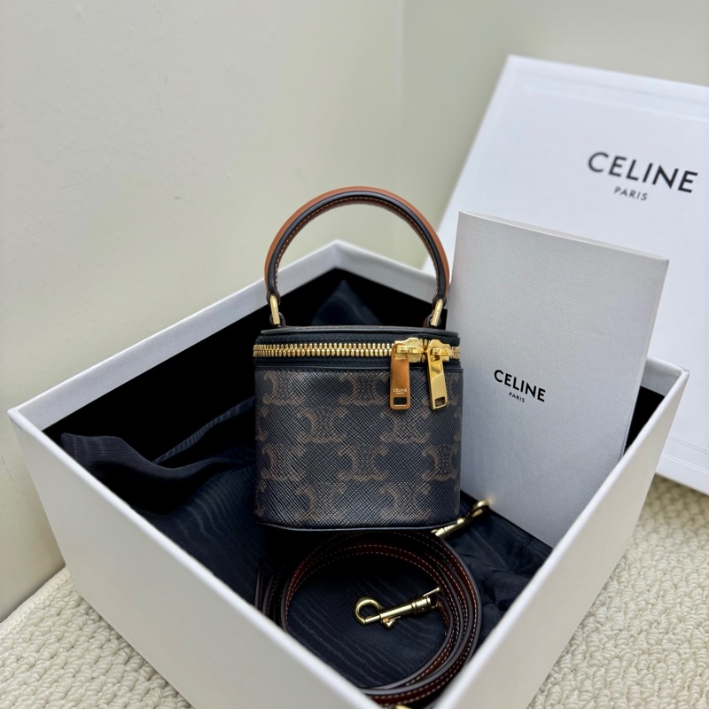 CELINE赛琳 老花Triomphe迷你手柄小化妆盒子包 22年-0