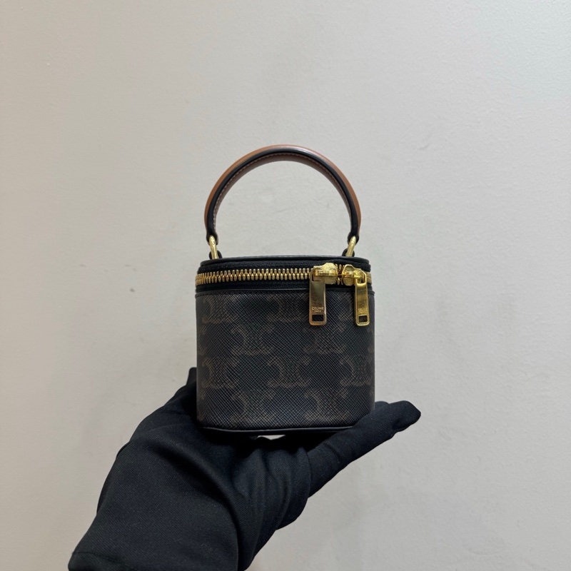 CELINE赛琳 老花Triomphe迷你手柄小化妆盒子包 22年-1