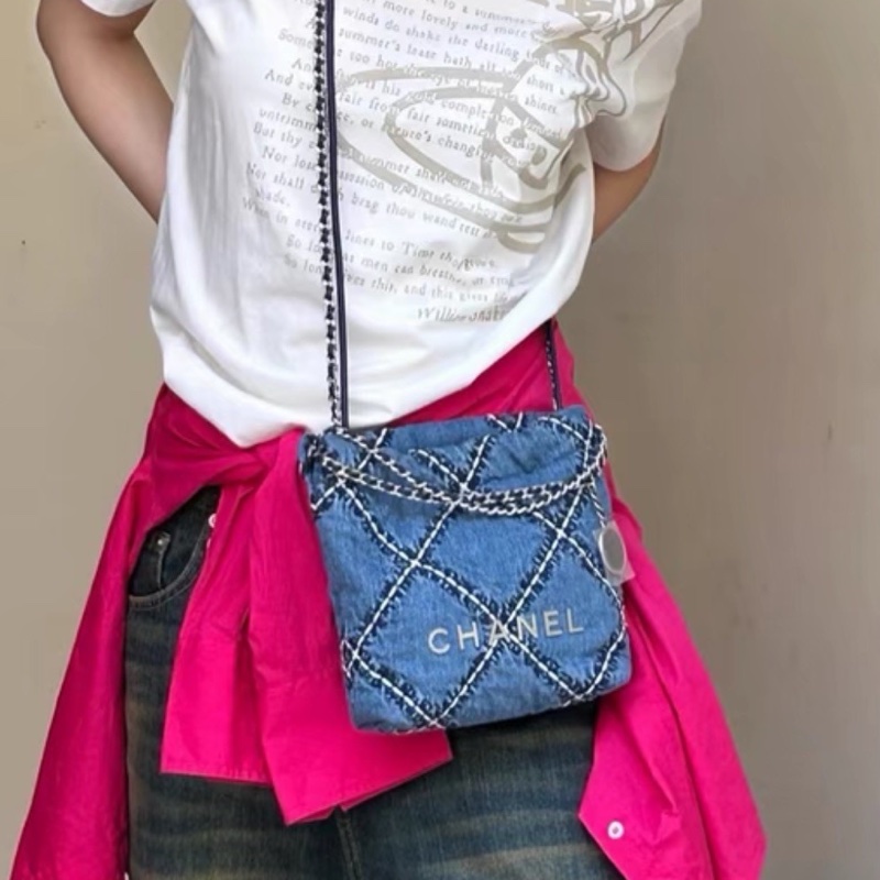 絕美百搭😍99新🈶購證✨Chanel香奈兒24P春夏系列牛仔格紋鏈條22bag迷你mini垃圾袋單肩斜挎包-9