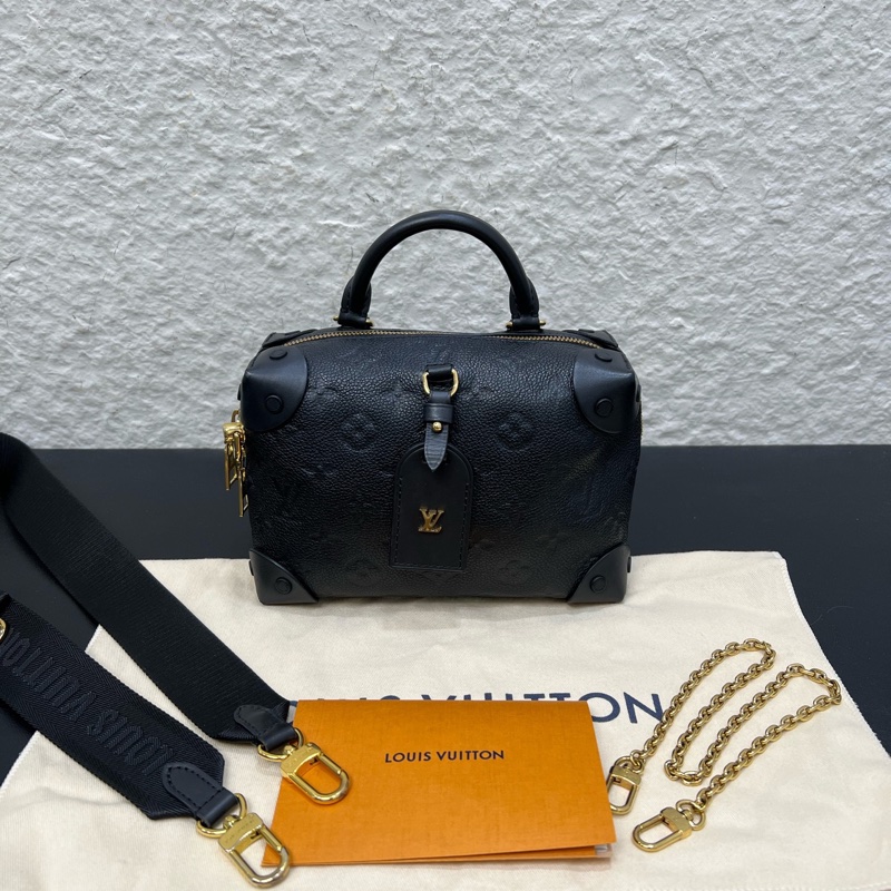 98新LV路易威登Petite Malle Souple系列黑色全皮軟盒子-0