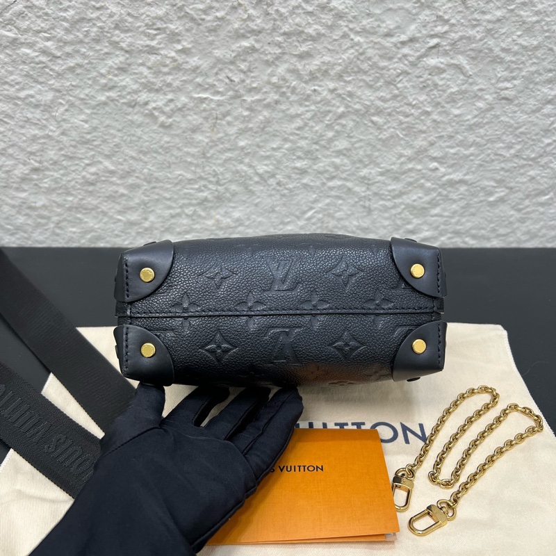 98新LV路易威登Petite Malle Souple系列黑色全皮軟盒子-4
