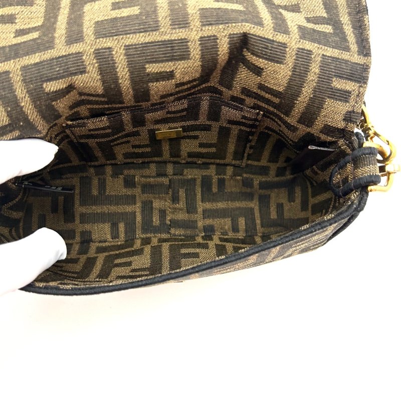 FENDI 老花帆布法棍Baguettemini手提斜背包19*11*5 98新配件塵袋-6