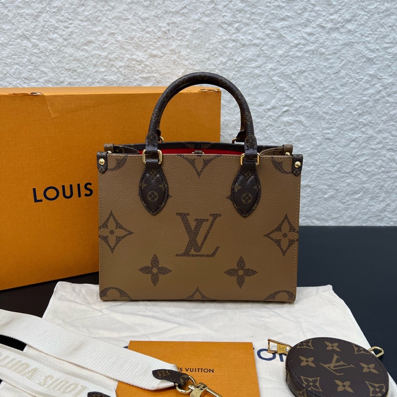 99新LV路易威登經典老花Onthego 小號托特包-0