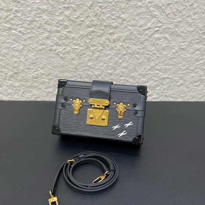 99新LV路易威登水波紋Petite Malle硬盒子單肩斜挎包-7