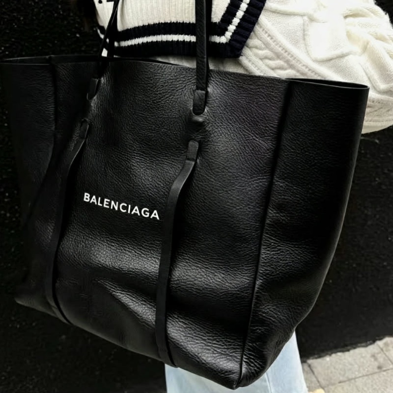 Balenciaga巴黎世家經典黑牛皮Logo標誌托特包-6
