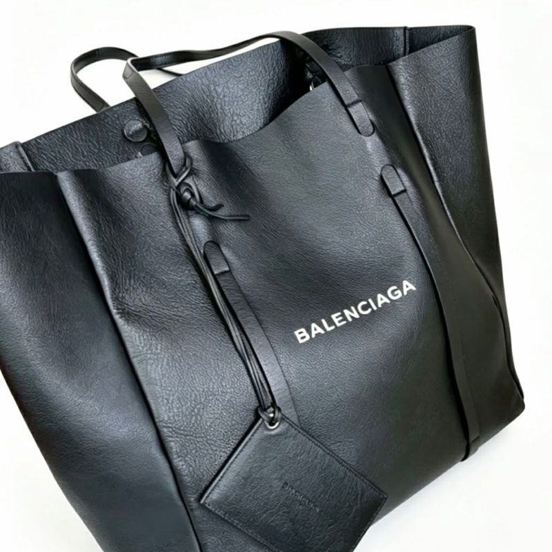Balenciaga巴黎世家經典黑牛皮Logo標誌托特包-12