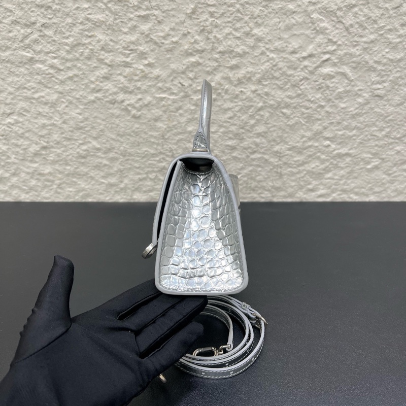 Balenciaga巴黎世家hourglass 銀色鰐魚紋牛皮沙漏包-3