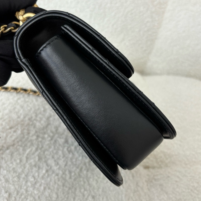 99新✨Chanel香奈兒 巴洛克扣牛皮珍珠小方包斜挎包 金扣30開💛正品-1