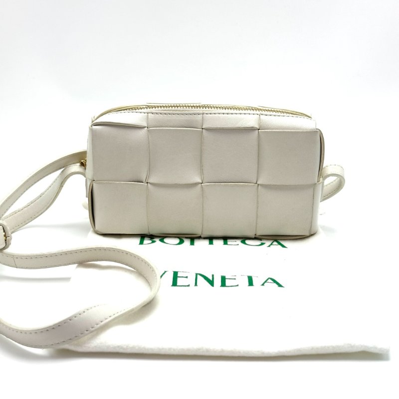 BV 白色經典八格編織肩背斜背包18*9.5*5 98新配件塵袋-1