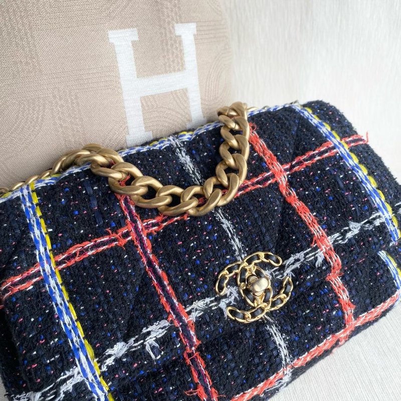 Chanel 粗花呢毛呢19bag 金扣 31*19*10 99新配件塵袋-3