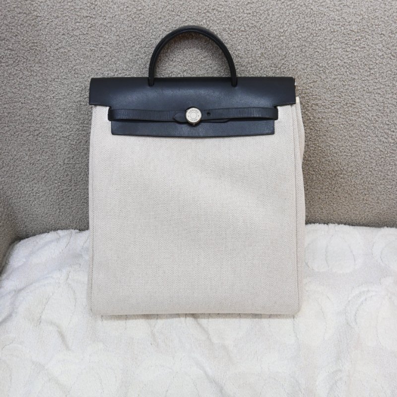 中古 愛馬仕HERBAG米色黑色帆布袋 側背包 肩背包-0