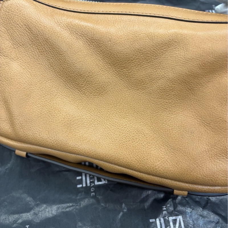 Fendi 芬迪 奶茶棕Simply腋下包 21cm-5