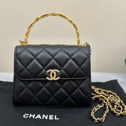 Chanel 22B 琺瑯手柄 中號