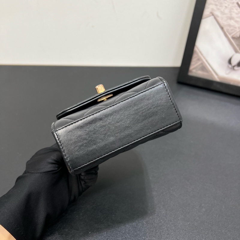 Chanel香奈兒22C黑金羊皮mini鏈條包單肩斜挎包-4