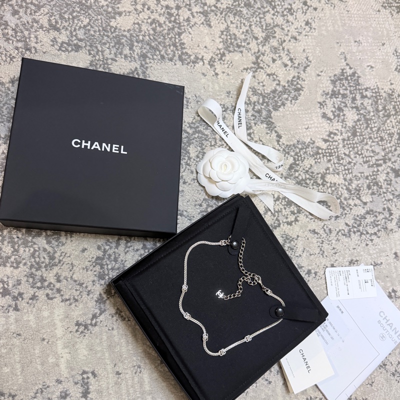 熱門百搭款💯CHANEL 香奈兒 25年爆款 CHOKER 五花項鏈 銀色-0