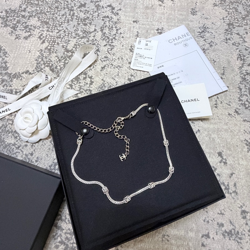 熱門百搭款💯CHANEL 香奈兒 25年爆款 CHOKER 五花項鏈 銀色-1
