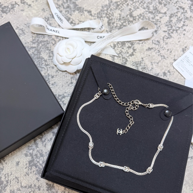 熱門百搭款💯CHANEL 香奈兒 25年爆款 CHOKER 五花項鏈 銀色-2