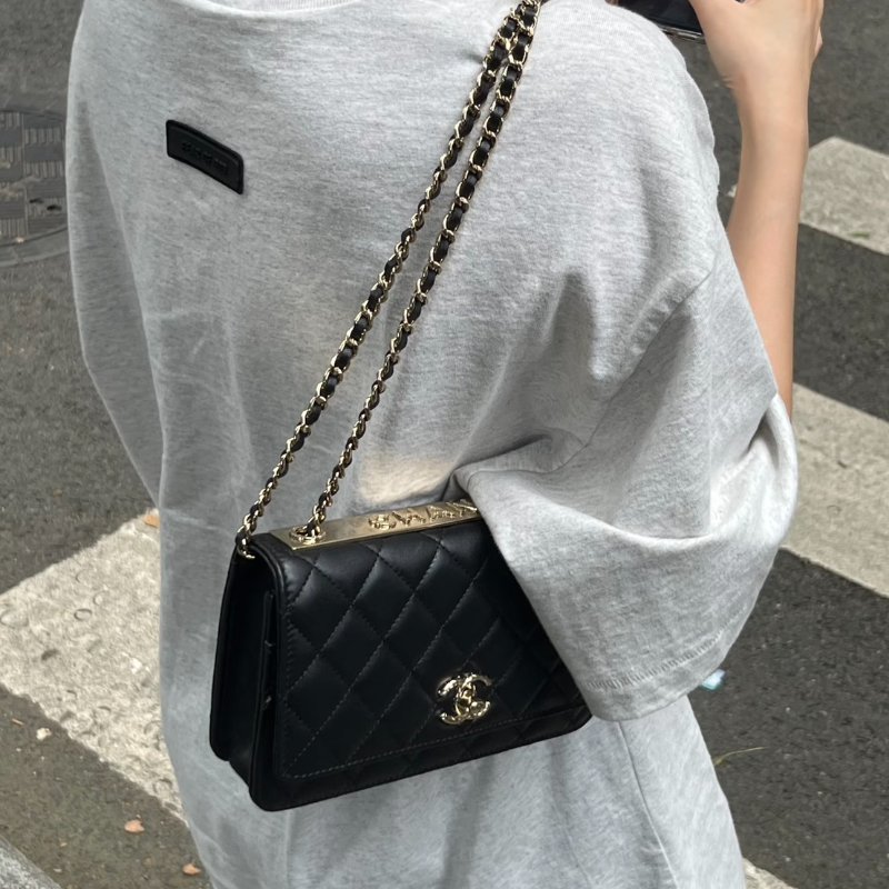 CHANEL Trendy WOC - 黑金-11