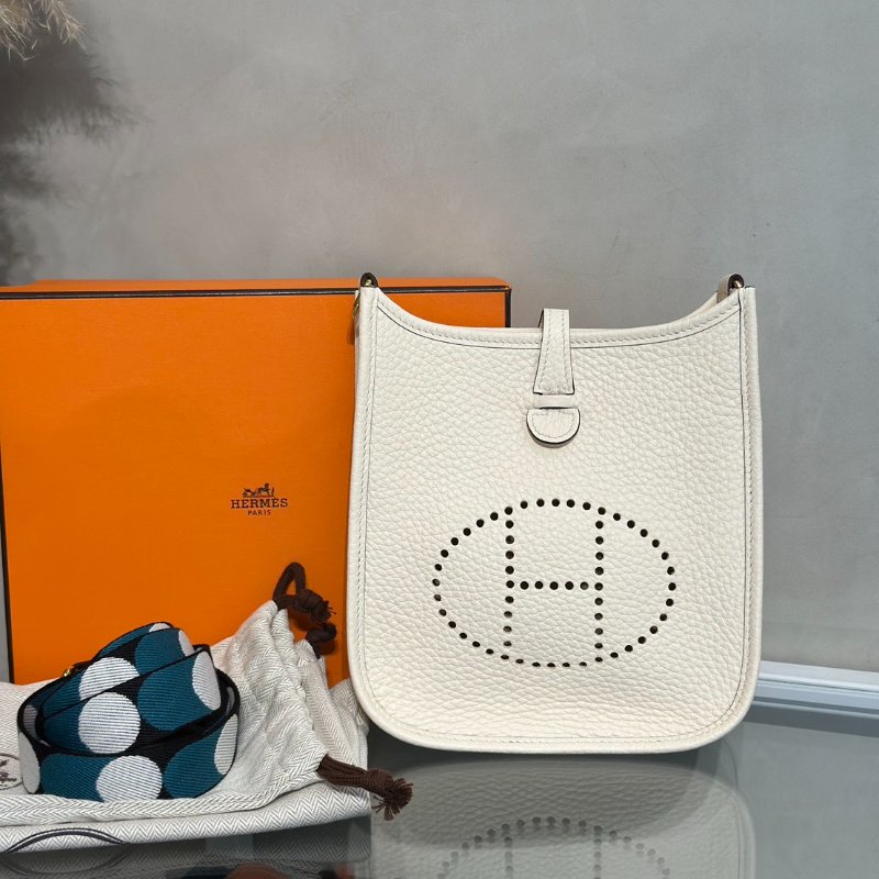 HERMES Mini Evelyne - Nata I2 奶油白金配波點背帶 Z-10