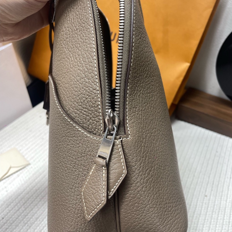 Hermes 愛馬仕Bolide31 大象灰 銀扣 山羊皮框J-2