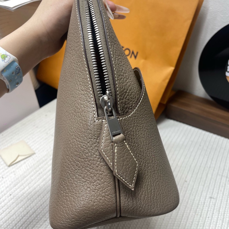 Hermes 愛馬仕Bolide31 大象灰 銀扣 山羊皮框J-3
