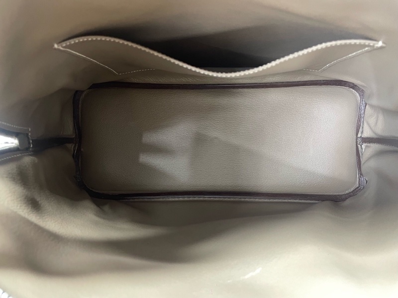 Hermes 愛馬仕Bolide31 大象灰 銀扣 山羊皮框J-10