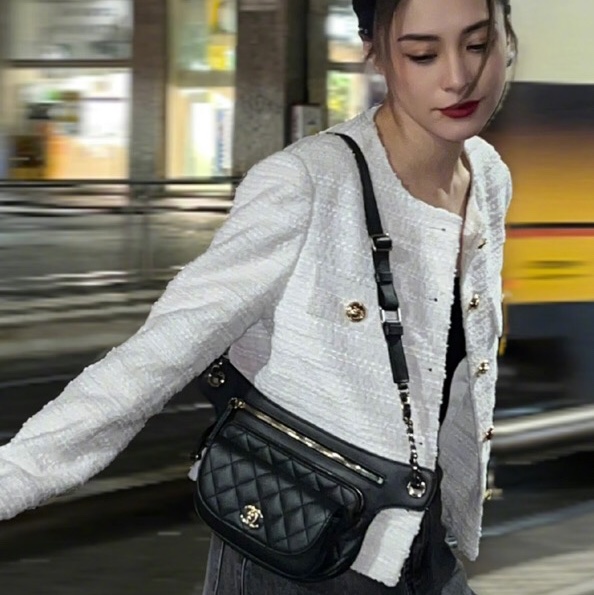CHANEL香奈兒黑金羊皮腰包 28開有卡。-2