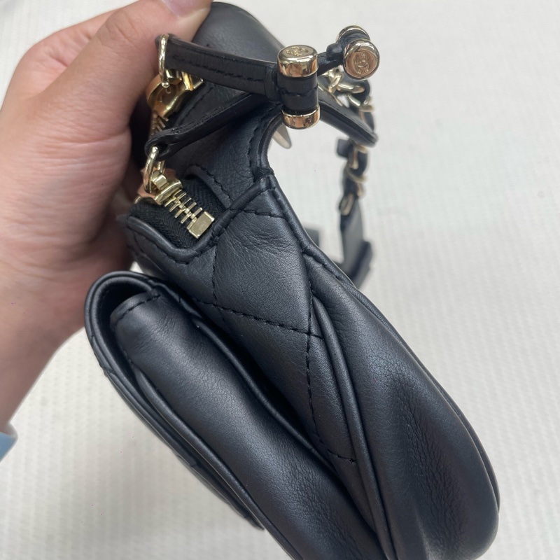 CHANEL香奈兒黑金羊皮腰包 28開有卡。-10